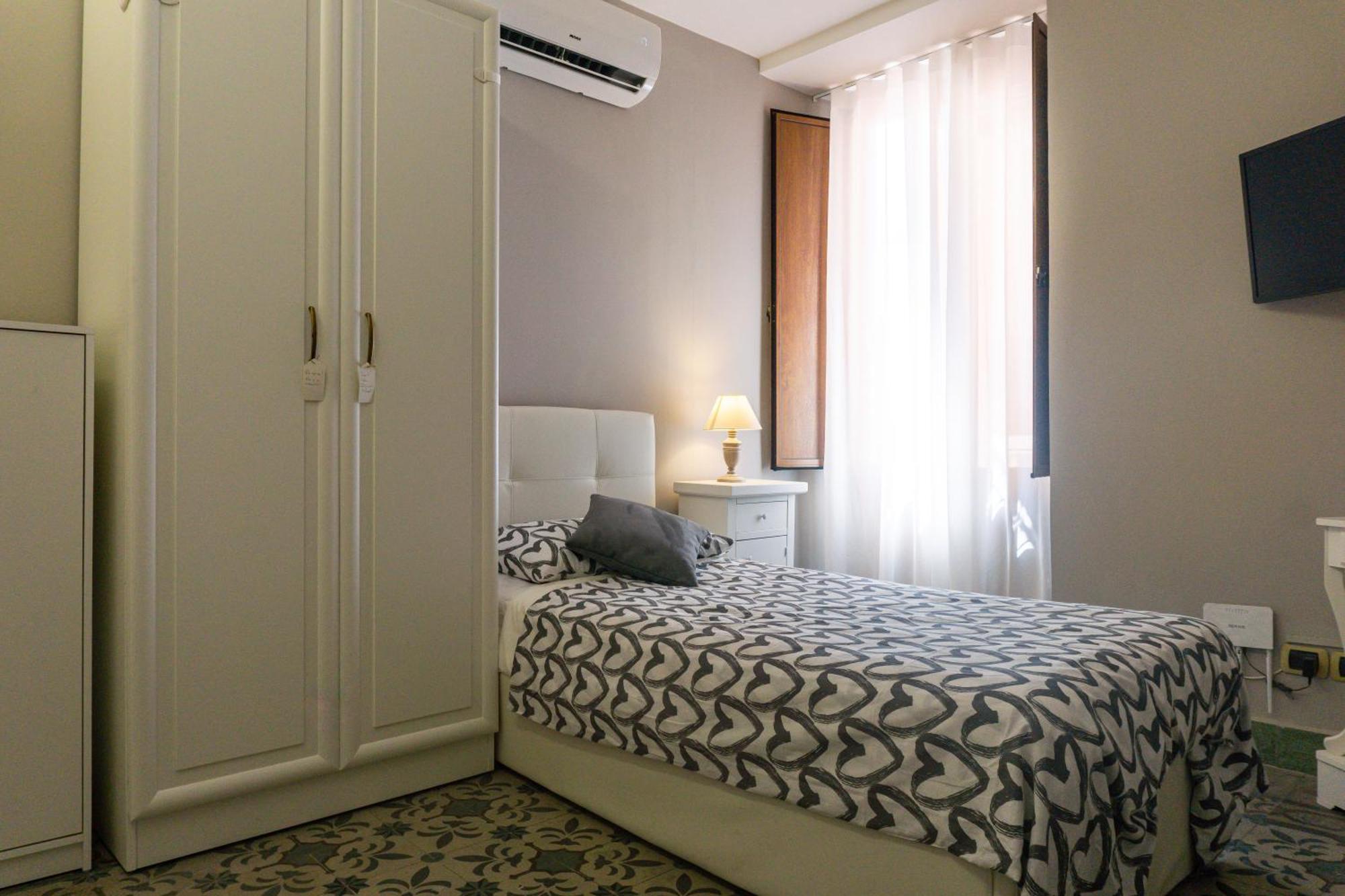 Mi Tu Apartments Катания Экстерьер фото